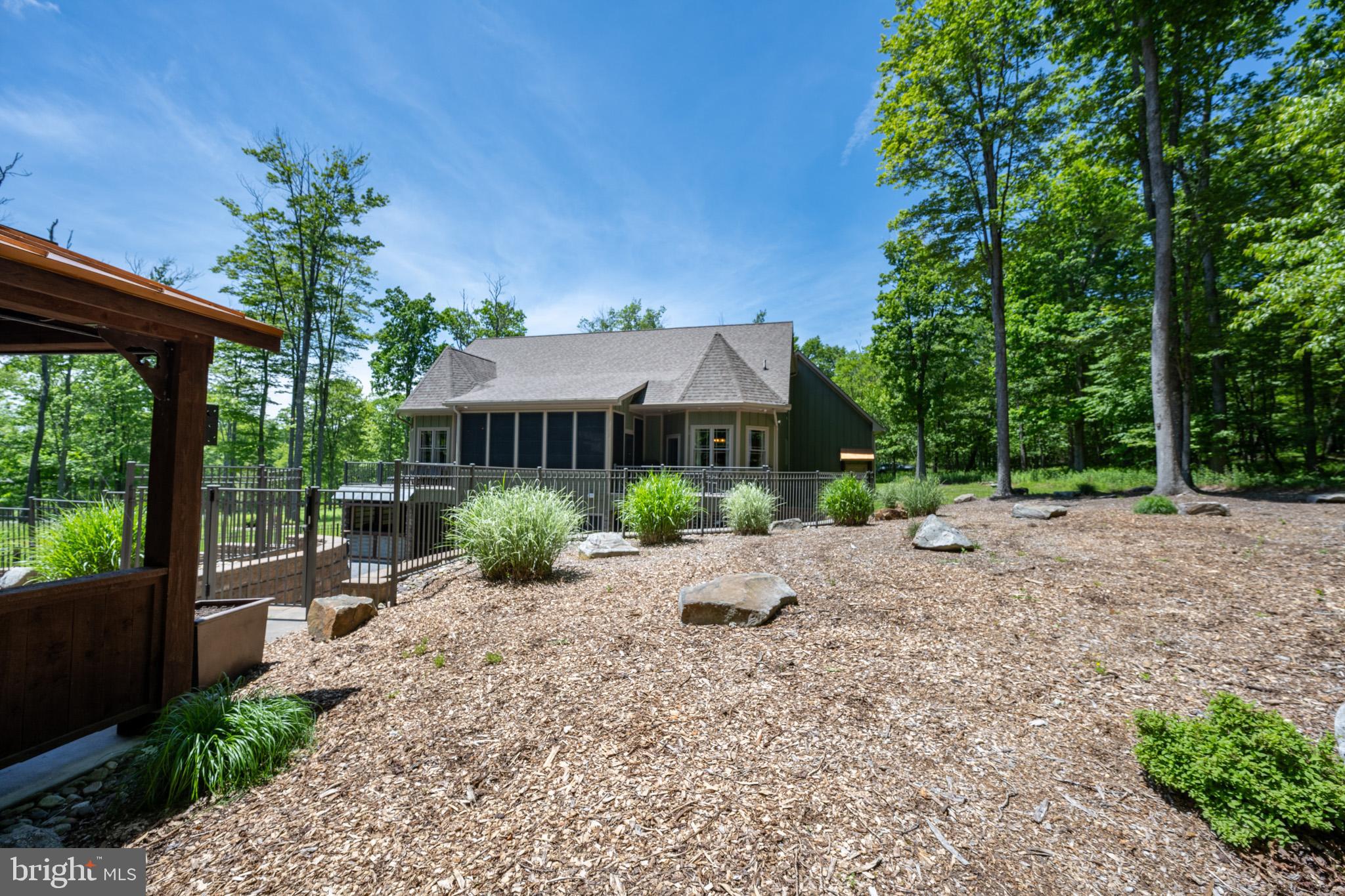 60 JOANS LANE