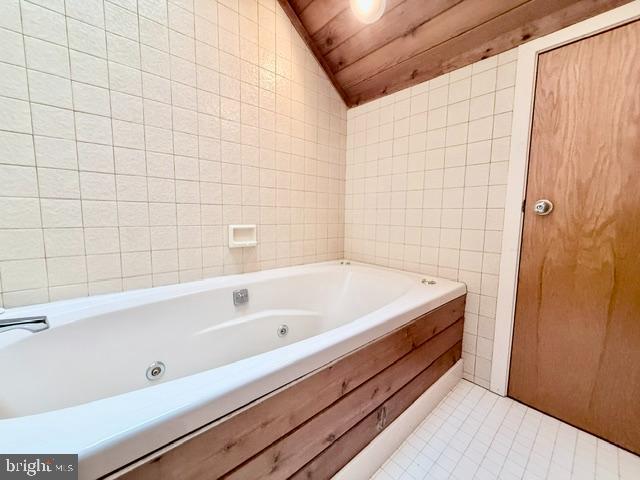 12 ARROWHEAD LANE Unit: 12