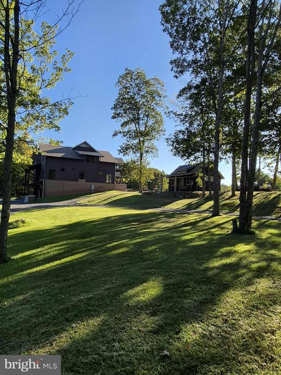 415 NAZELROD ROAD