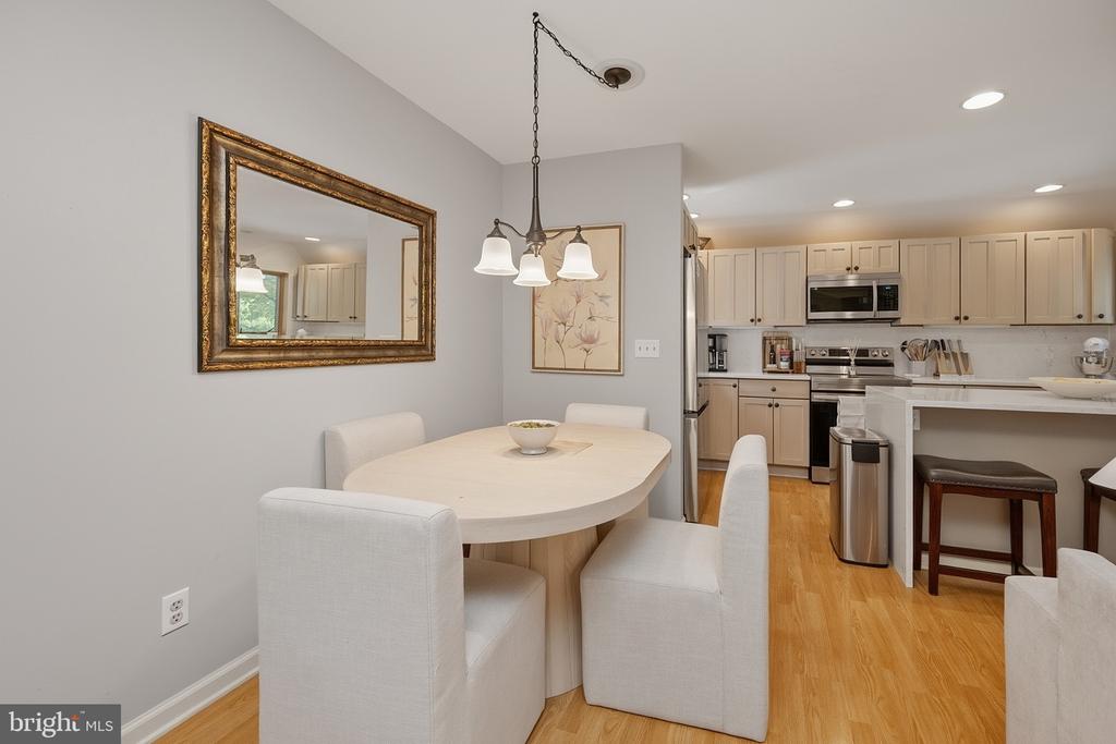 256 JEFFREY LANE Unit: 28