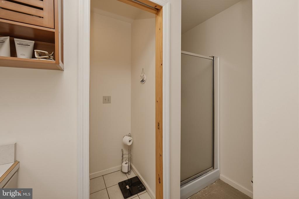 256 JEFFREY LANE Unit: 28