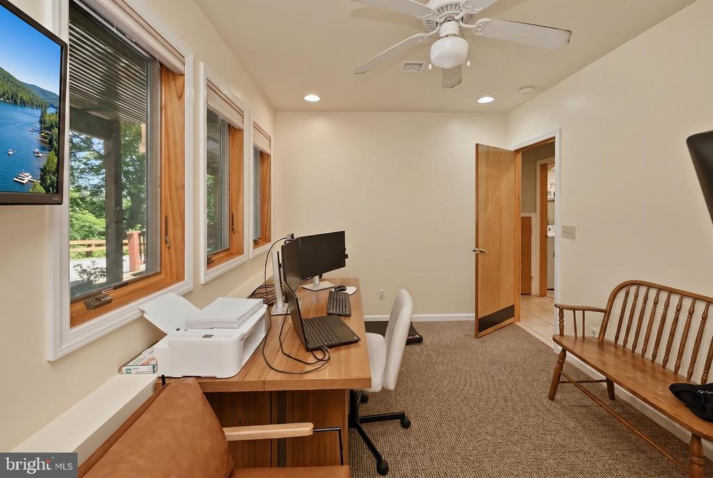 256 JEFFREY LANE Unit: 28
