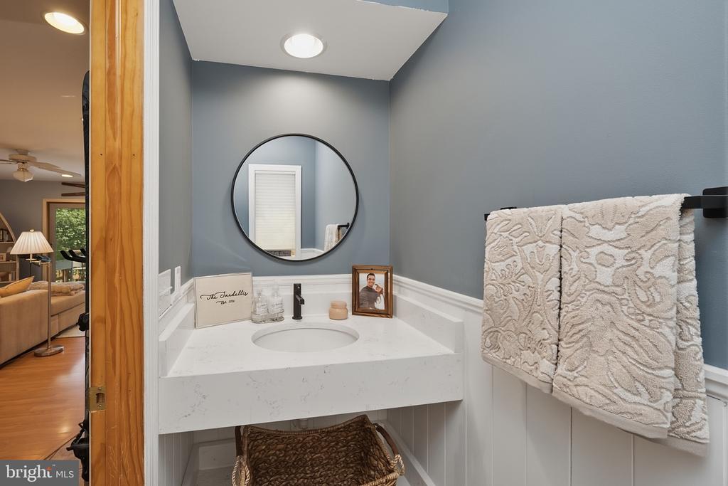 256 JEFFREY LANE Unit: 28