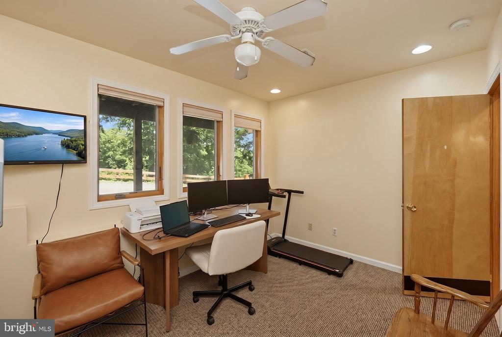 256 JEFFREY LANE Unit: 28