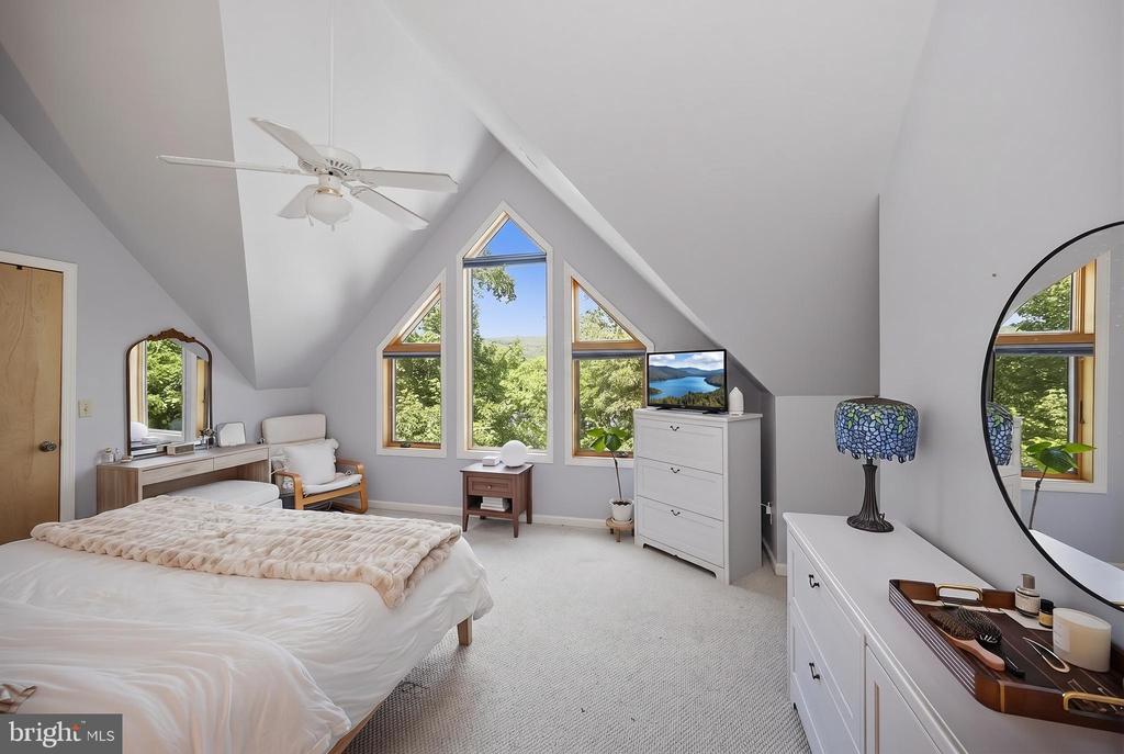 256 JEFFREY LANE Unit: 28