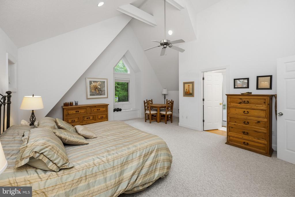 86 SHINGLE CAMP TERRACE