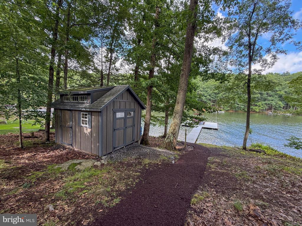 86 SHINGLE CAMP TERRACE