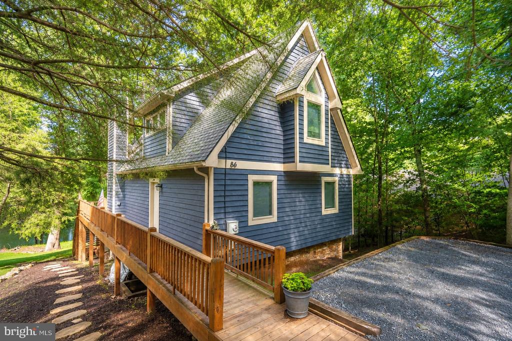 86 SHINGLE CAMP TERRACE