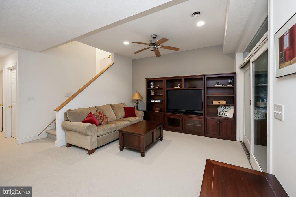 86 SHINGLE CAMP TERRACE