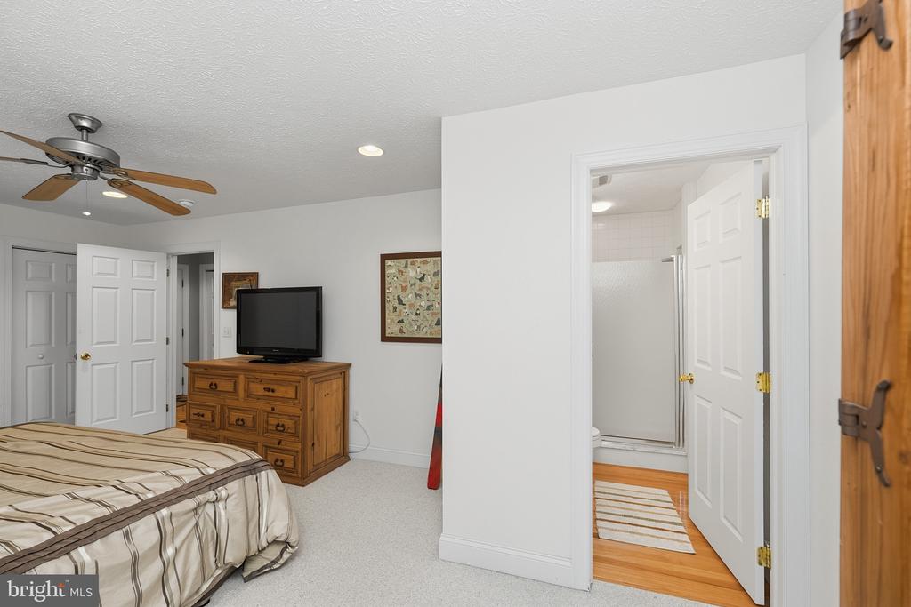 86 SHINGLE CAMP TERRACE