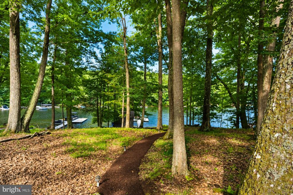 86 SHINGLE CAMP TERRACE
