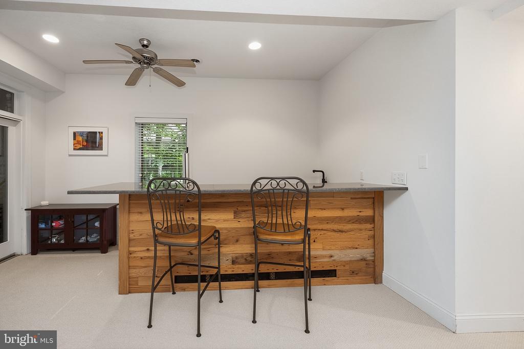 86 SHINGLE CAMP TERRACE
