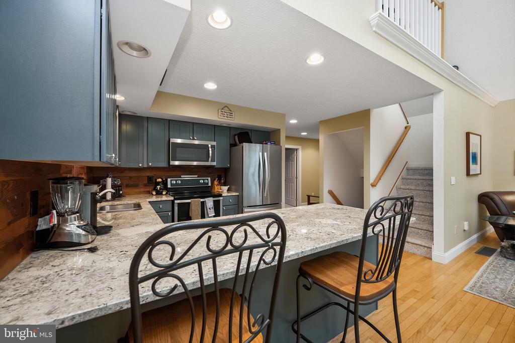 86 SHINGLE CAMP TERRACE