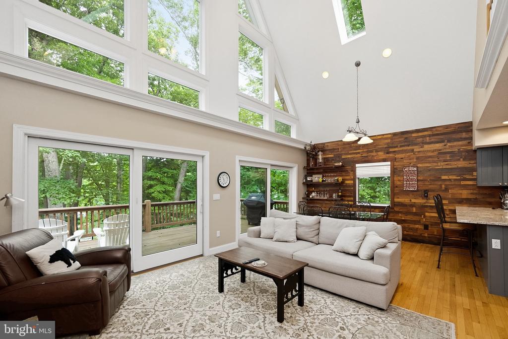 86 SHINGLE CAMP TERRACE