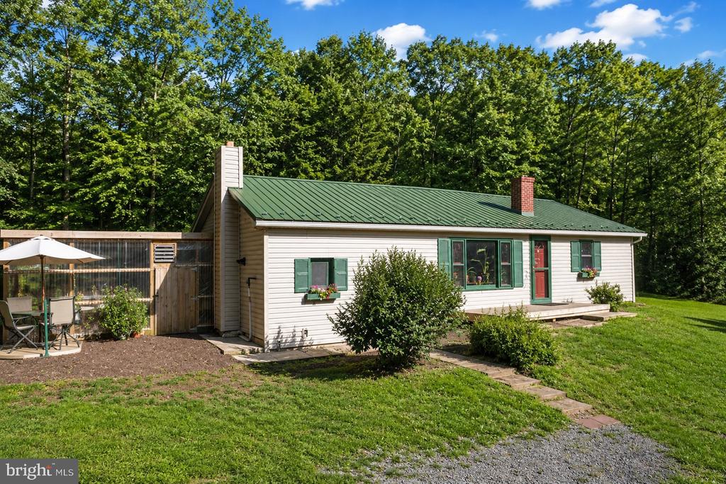 22 SHADY HILL DRIVE