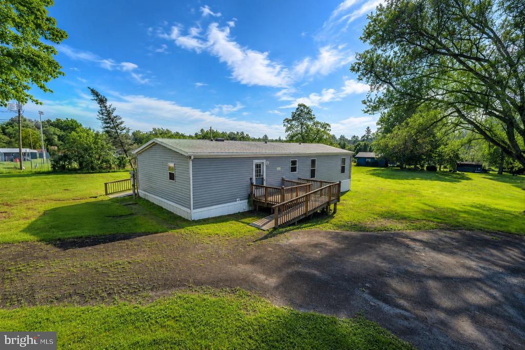 635 DENNETT ROAD