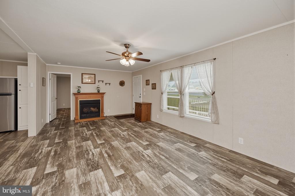 635 DENNETT ROAD