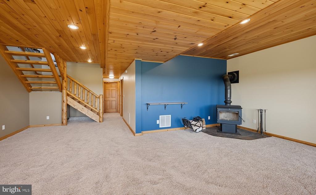 273 DAYLILY LANE