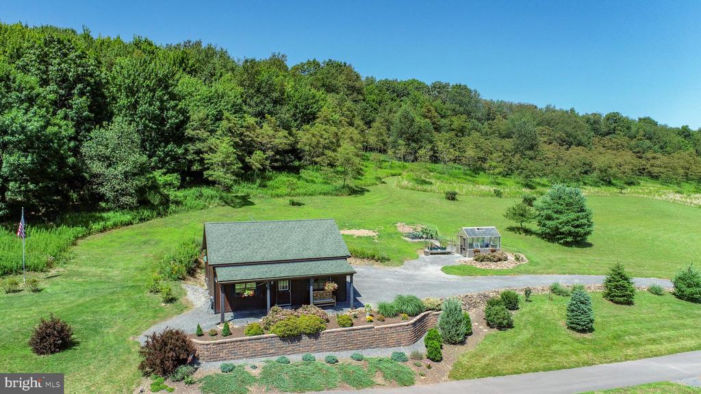 273 DAYLILY LANE