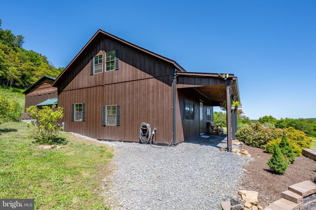 273 DAYLILY LANE