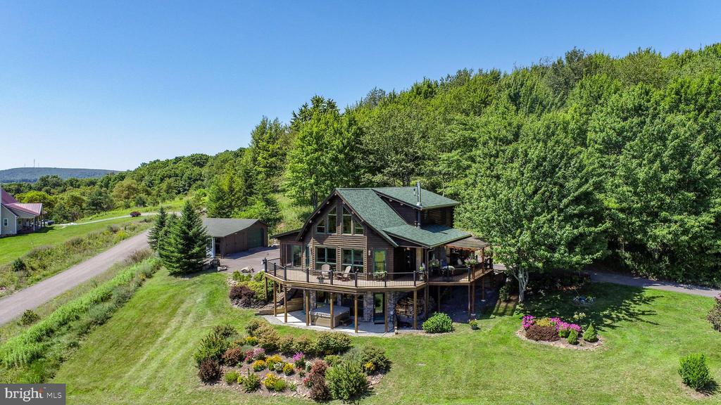 273 DAYLILY LANE