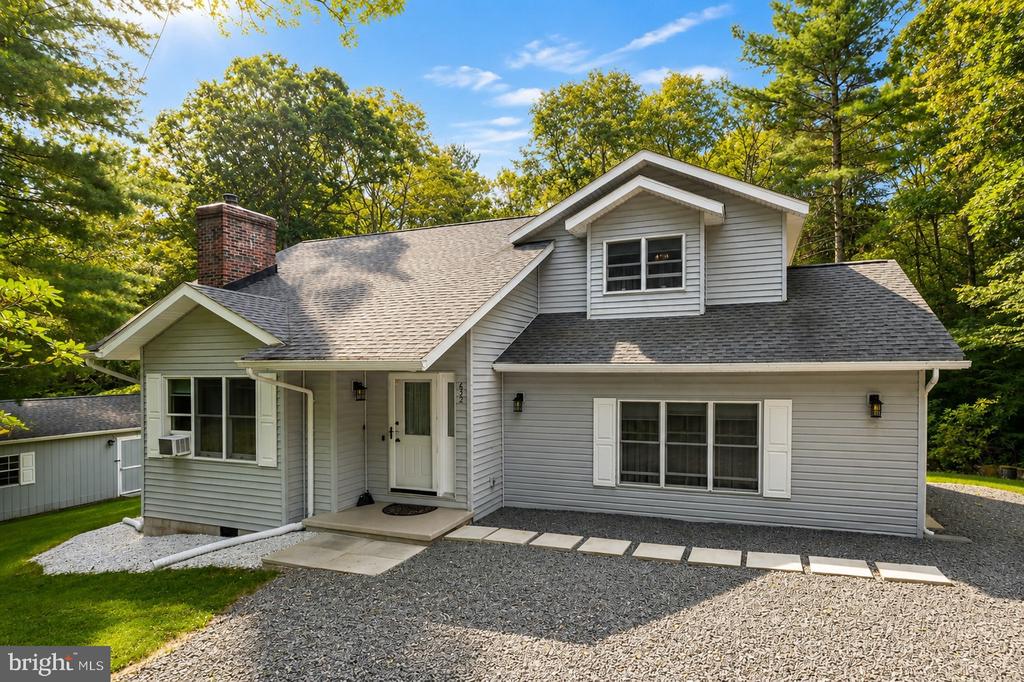 632 LIMPOPO LANE
