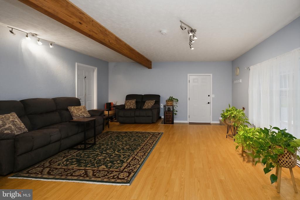 632 LIMPOPO LANE