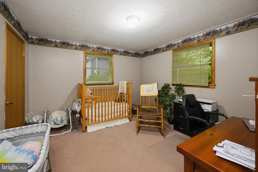 6467 SANG RUN ROAD