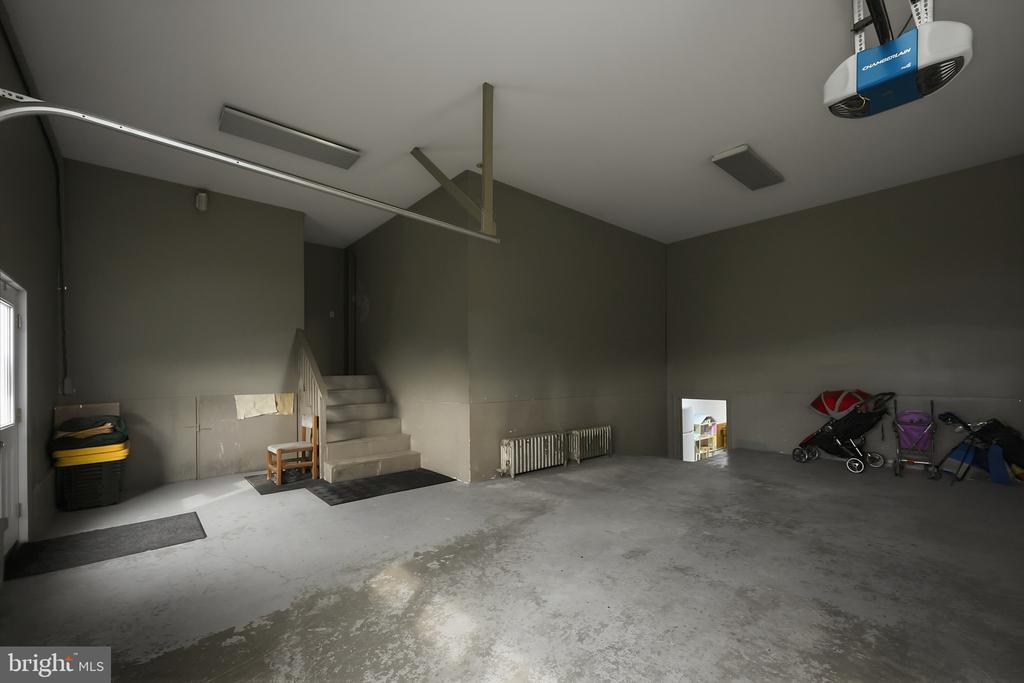 6467 SANG RUN ROAD