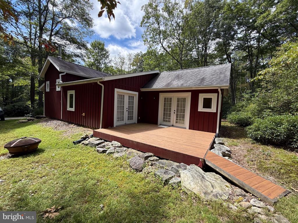 252 RACOON DRIVE