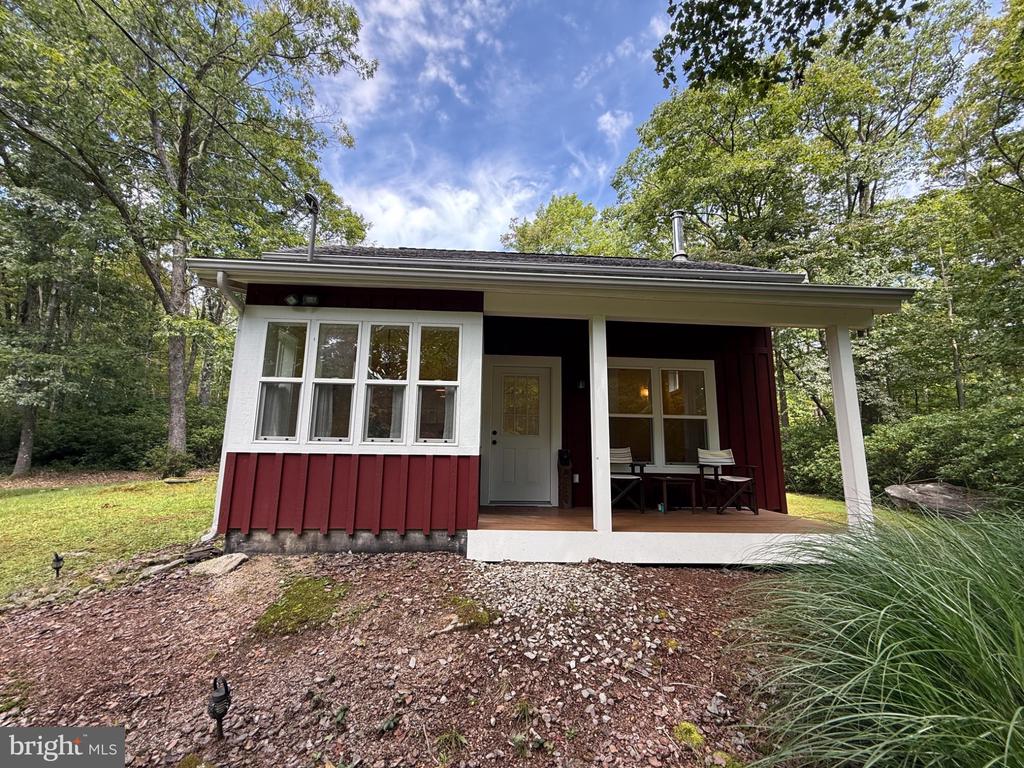 252 RACOON DRIVE