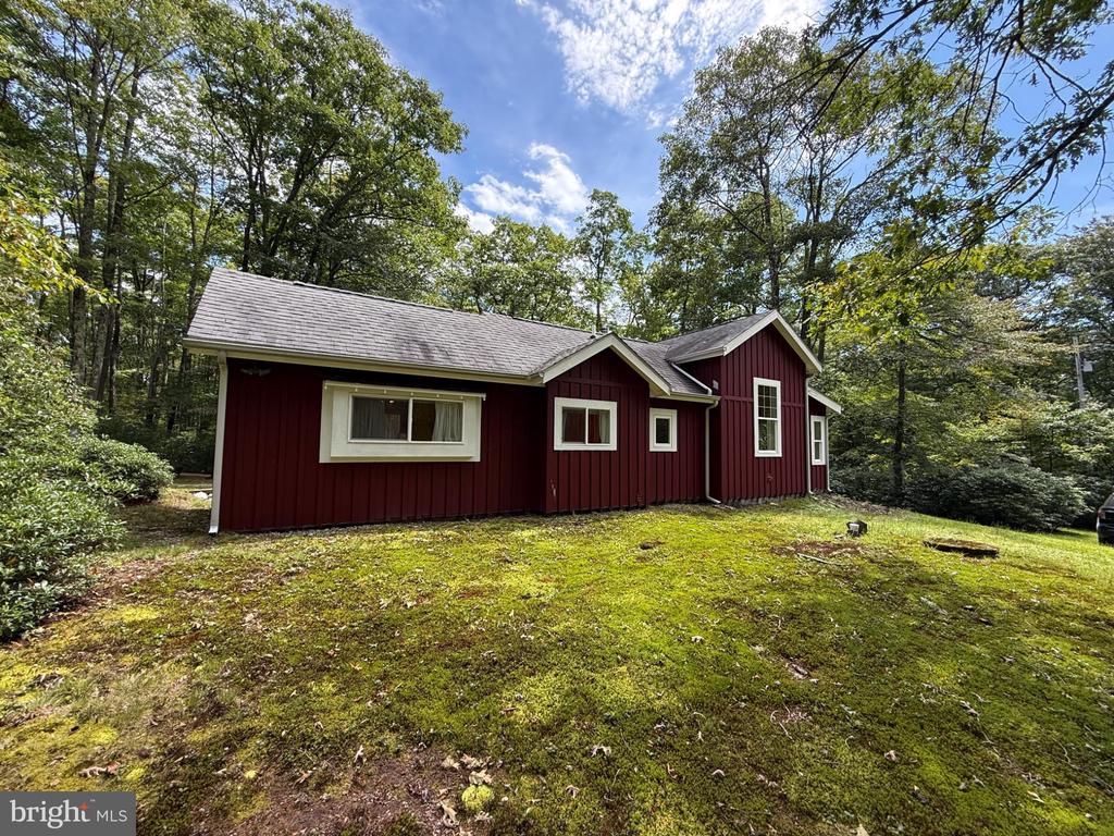 252 RACOON DRIVE
