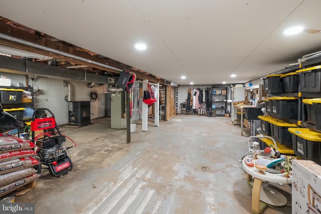 1158 KINGS RUN ROAD