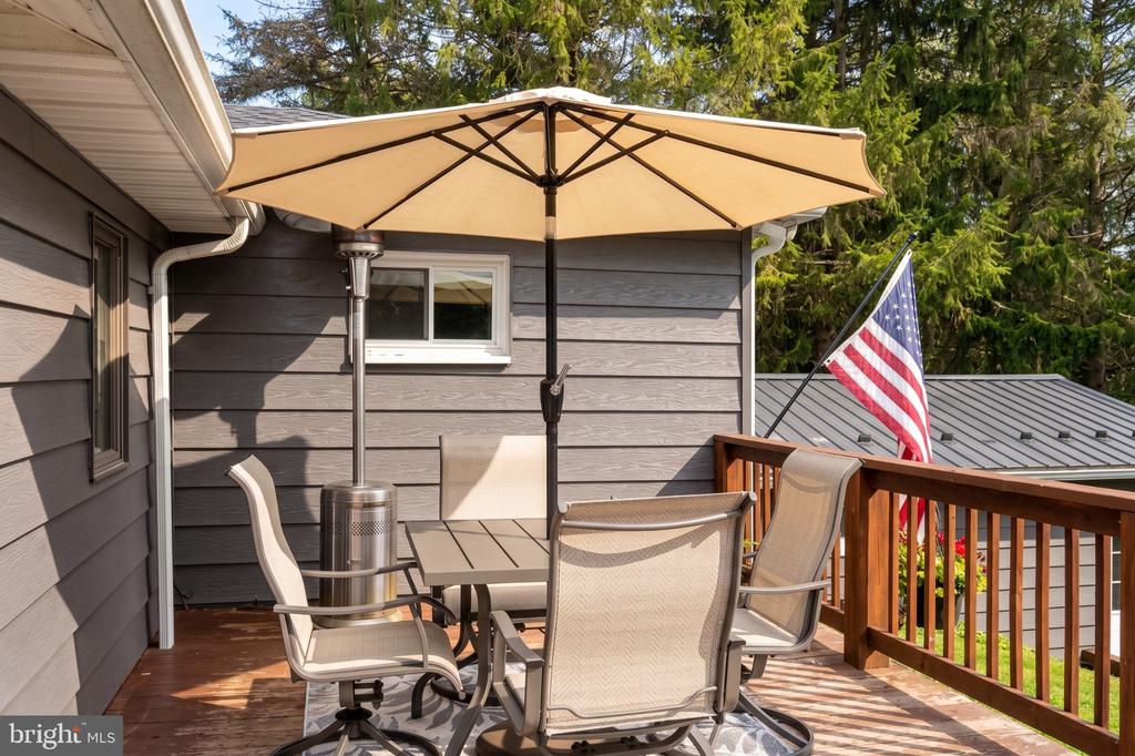 1158 KINGS RUN ROAD