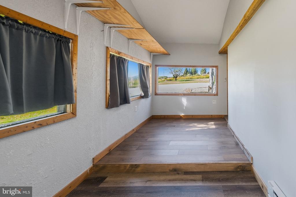 4866 CRANESVILLE ROAD