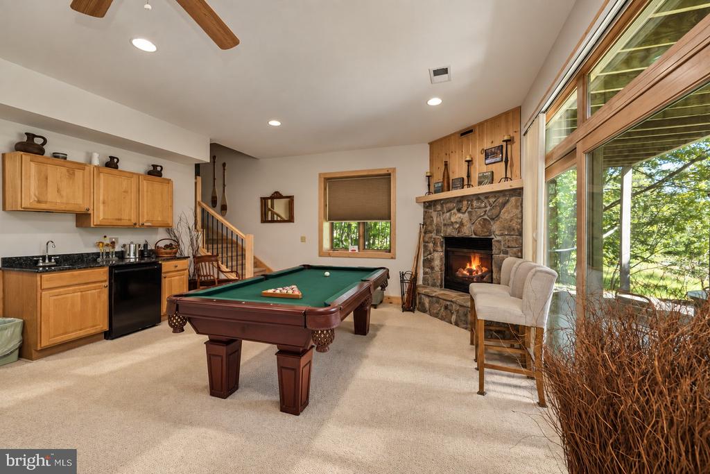 431 MOUNTAINTOP ROAD
