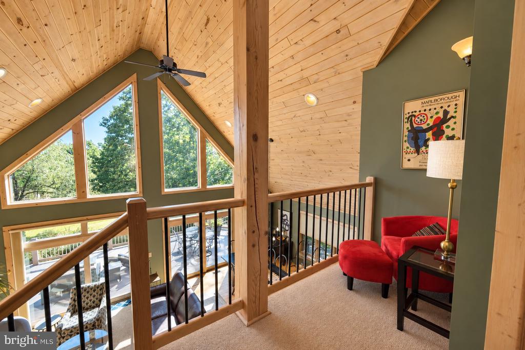431 MOUNTAINTOP ROAD