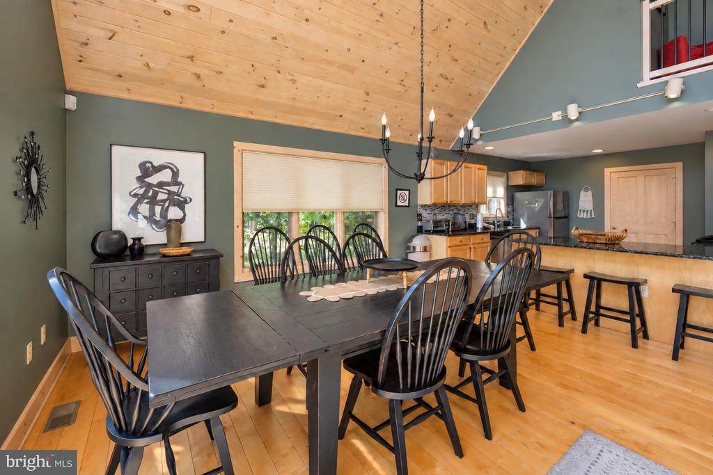 431 MOUNTAINTOP ROAD
