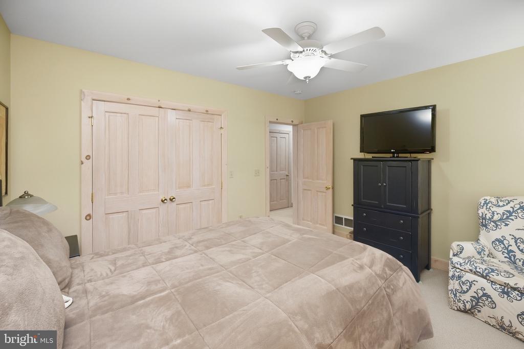431 MOUNTAINTOP ROAD