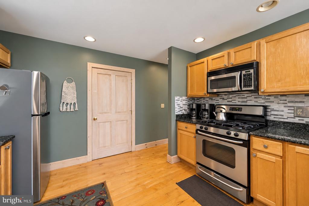 431 MOUNTAINTOP ROAD