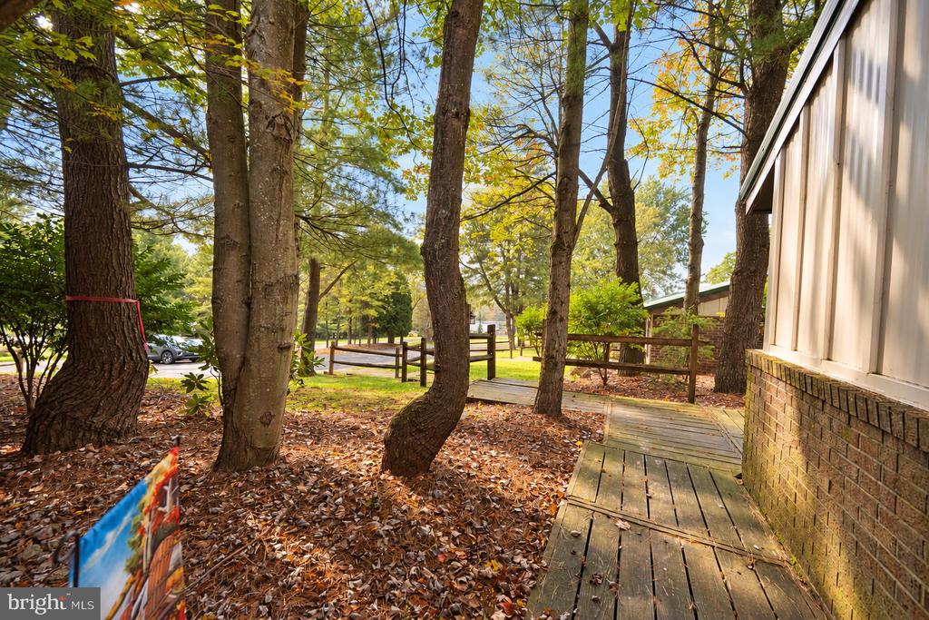 1724 MOSSER ROAD Unit: 8