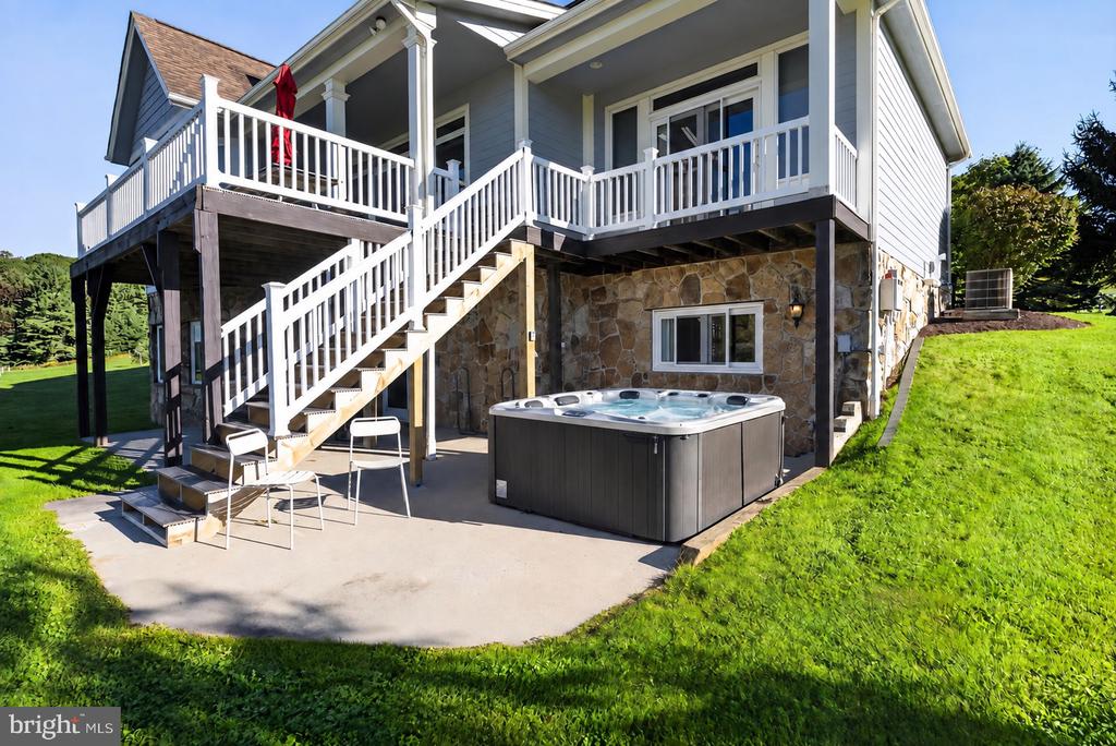 64 POND COURT