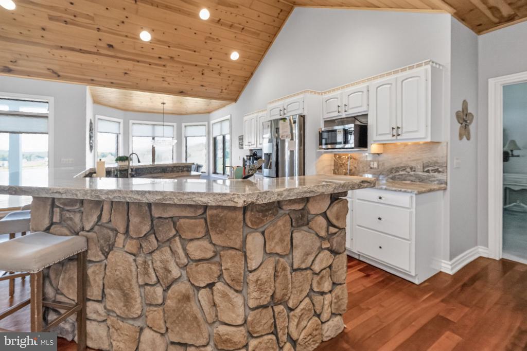 64 POND COURT