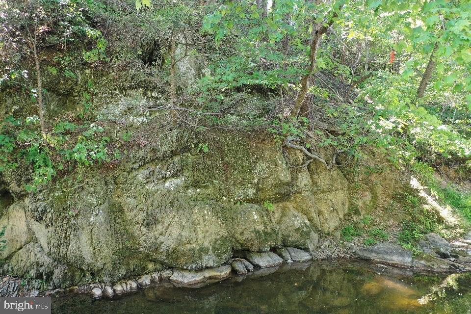 Pecktonville Rd