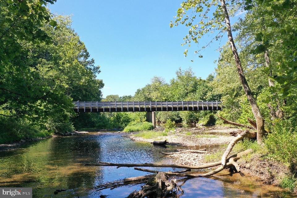 Pecktonville Rd