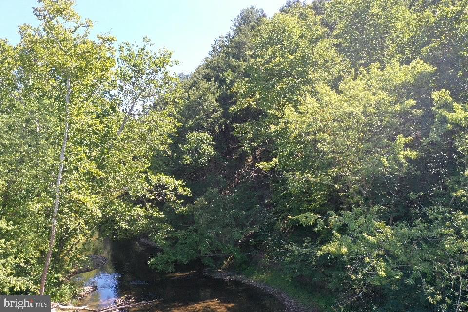 Pecktonville Rd