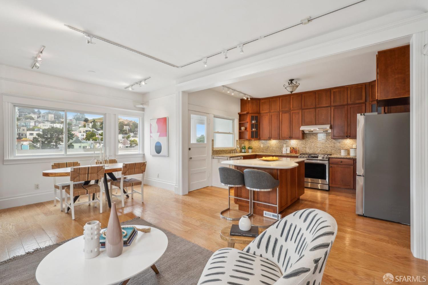 96 Caselli Avenue
