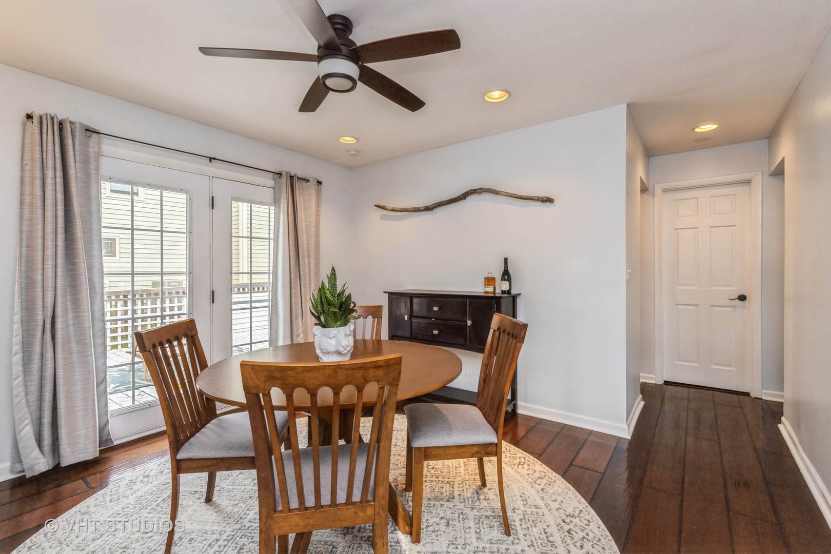 2 Coral Reef Court