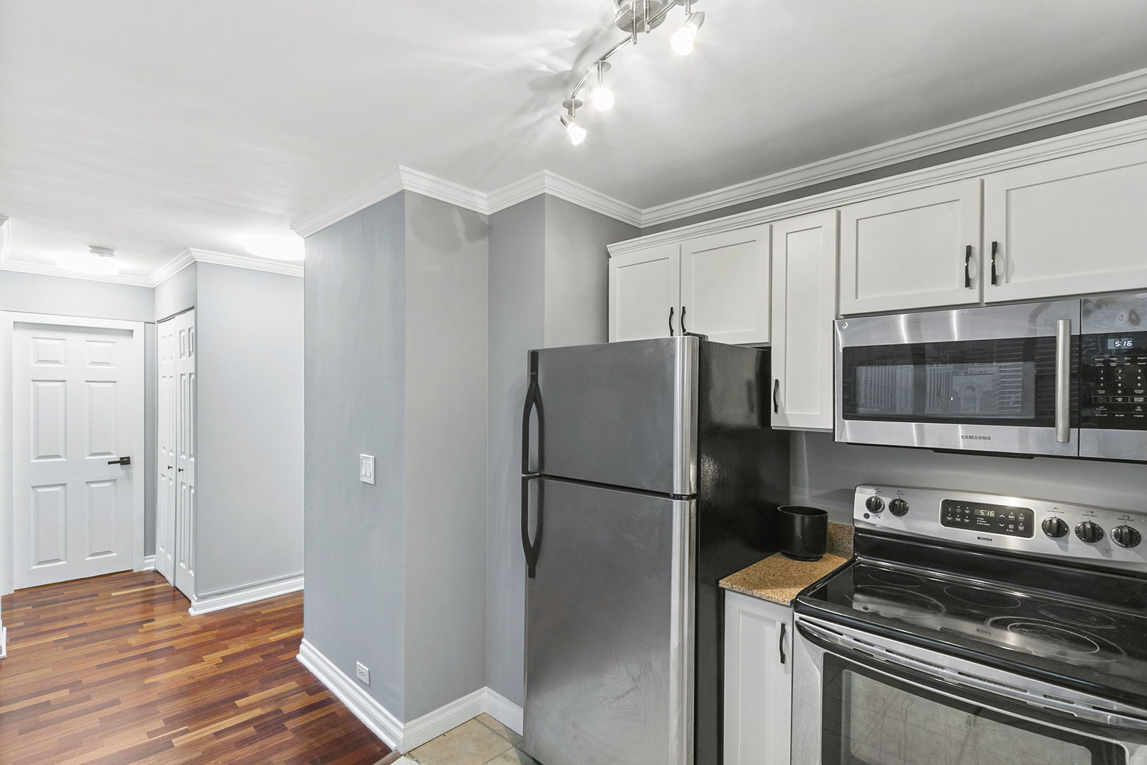 1360 N Sandburg Terrace Unit: 2503C
