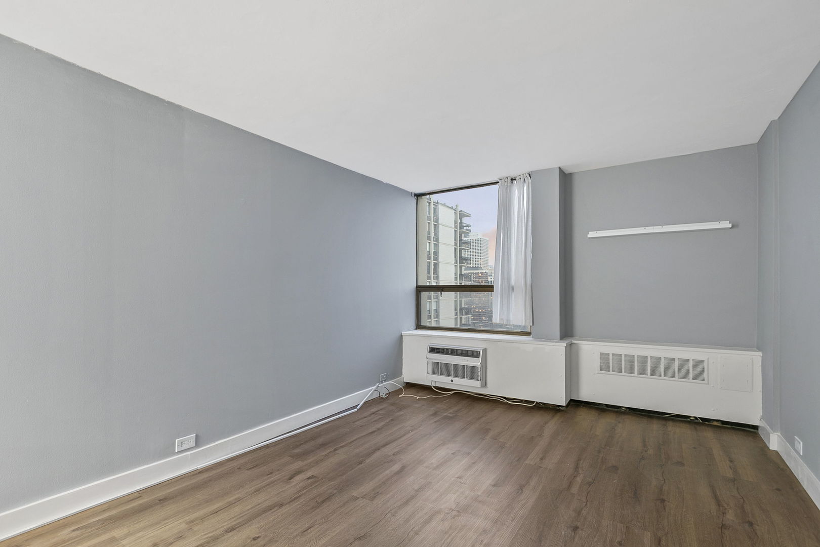 1360 N Sandburg Terrace Unit: 2503C